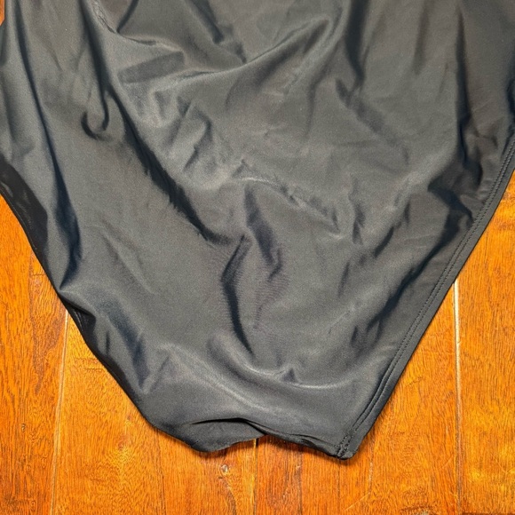 NWOT DKNY Halter One Piece Swimsuit Black Tummy Control Vacation Resort XXL - Picture 12 of 12